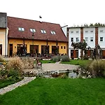 Statek 1738 Guest house