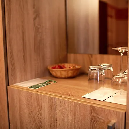 Statek 1738 Všestudy