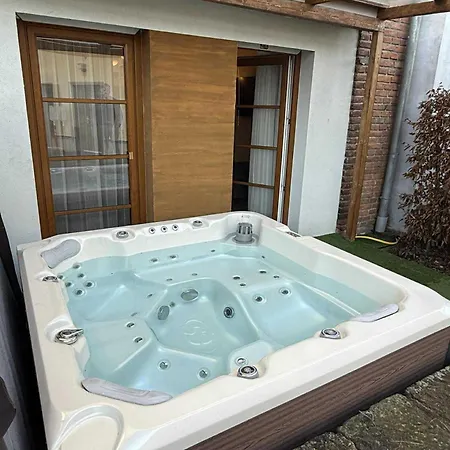 Statek 1738 Penzion Vsestudy