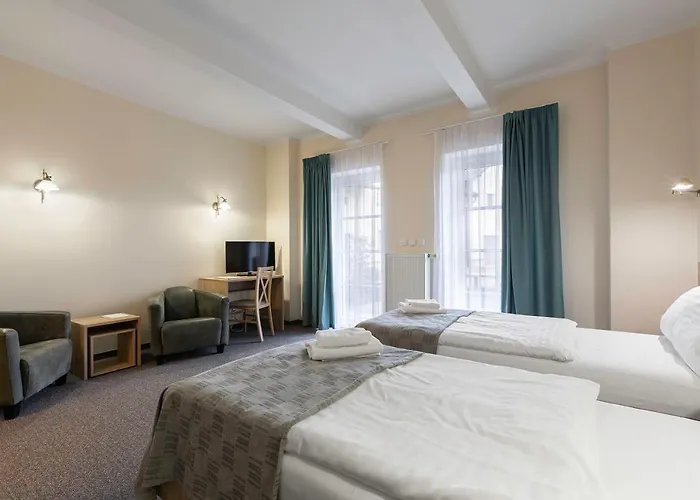 Statek 1738 4* Vsestudy