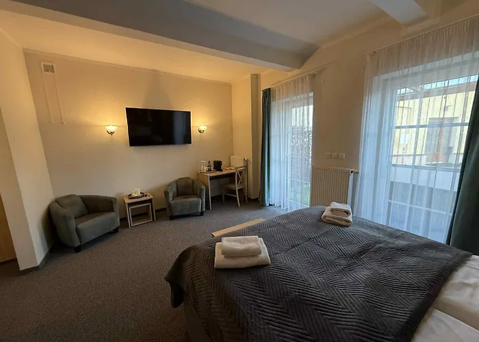 Penzion Statek 1738 Vsestudy